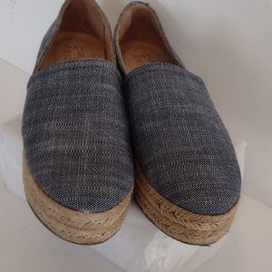 Demin blue Espadrilles loafers by Naturalizer sz 9.5
